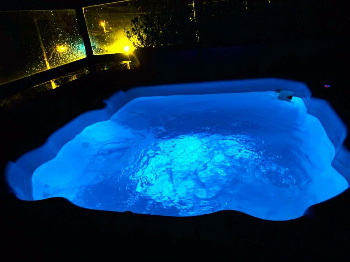 Duplex Com Hidromassagem - Praia Do Forte Luaran gambar